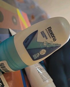 Globus Naturals Face Wash &amp; Rexona Deodorant
