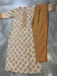 Elegant Maslin Kurta Set