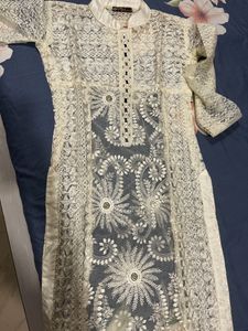 Chikan kari Kurti