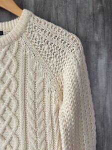 ZARA KNIT Sweater - New Without Tag - ON SALE!