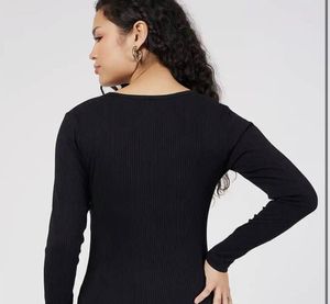 Elegant Black Long Sleeve Top