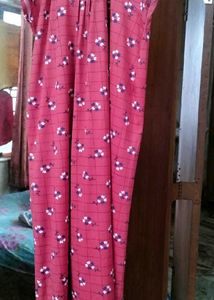 Floral Print Nightsuit free Sizes.good condition.