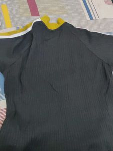 Roadster Black Polo Crop Top