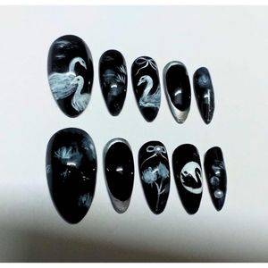 Press On Nails(Black Swan)