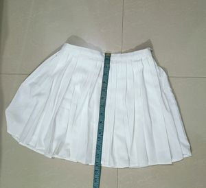 Forever 21 White Skirt