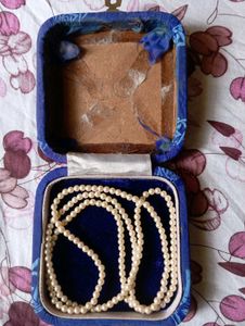 Vintage Pearl Necklace