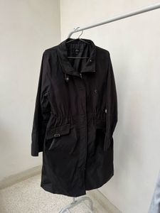 Elegant Black Trench Coat-water resistant