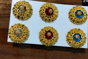 Vintage Gold Tone Flower Earrings