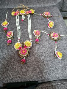 Haldi Bridal Floral Jewellery Set