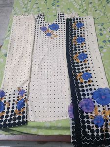 Off White Women Kurta Set