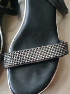 Black Rhinestone Sandals kneetoes