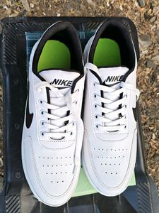 Nike White Casual Sneakers