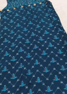 A Navy Blue Sleeveless Knee Length Kurti