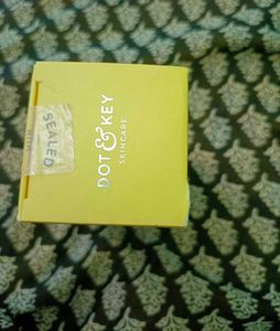 DOT AND KEY VITAMIN C SERUM  MOISTURIZER