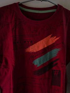 Maroon Graphic T-Shirt