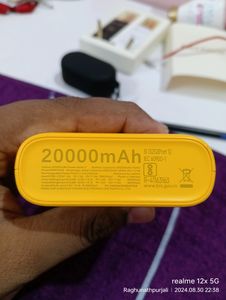 Realme Power Bank 2, 20000 Mah.