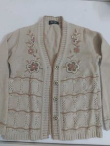 Woollen Ladies Sweater