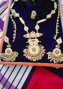 Pearl & Gemstone Jewelry Set