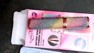 Free Gift With Trimmer Use Of Hairs