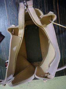 Beige Handbag👜