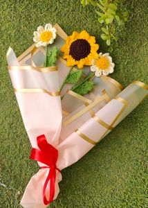 Sunflower With Daisy
