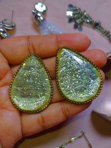 4 EARRINGS &amp; 2 BANGLES JUST = 79/-