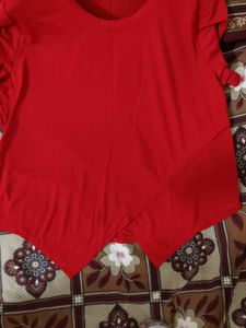 Casual Red Top 🍒