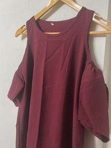 Maroon Cold Shoulder Casual Dress