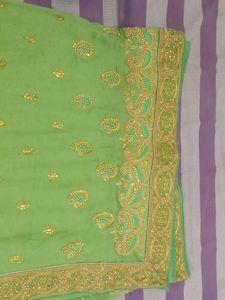 embroidery saree