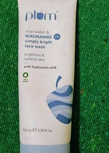 Plum Rice Water &amp; Niacinamide Face Wash