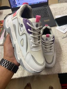 Trendy Sneakers For Girls/Womens