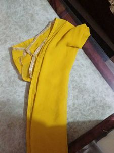 yellow dress