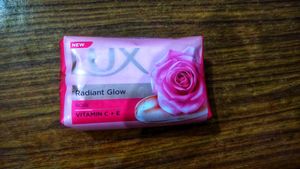 Lux Radiant Glow Vitamin C +E