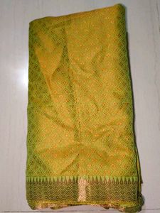 ComboLime Green Cotton Silk Saree And Moisturizer