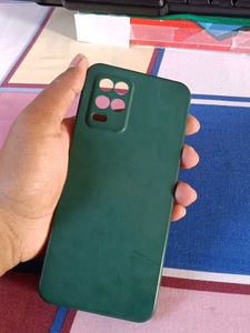 Realme 8 5G back cover.