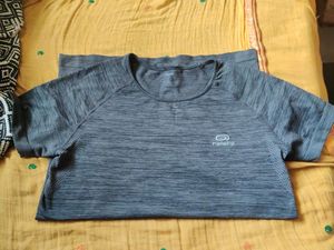 Light Weight Breathable Running Tshirt For Women
