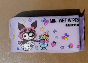 3 Mini Wet Wipes - 8 Pieces