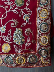 Beautiful Heavy Looking Saree With Blouse