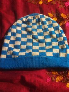 blue and white winter cap