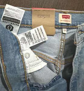 Unused Levi&#39;s Jeans With Tag