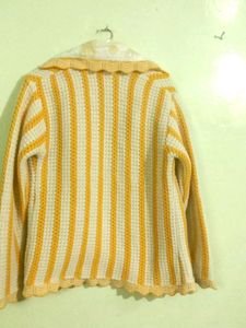 Wool Yellow 💛 And White 🤍 Sweater