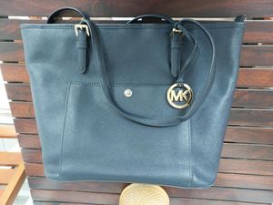 Authentic Micheal Kors Saffiano Large Tote
