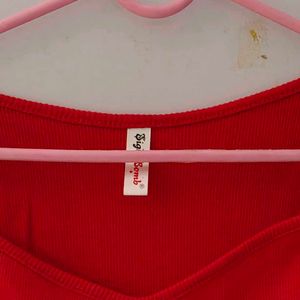 Red Square/Sweetheart Neck Crop Top