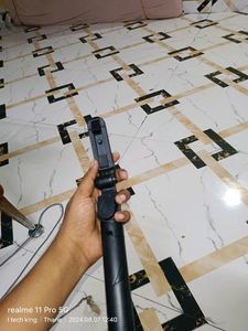 Bluetooth Selfie Stick