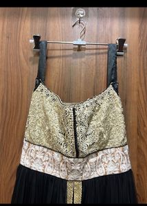 Naira Cut Kurti M Size