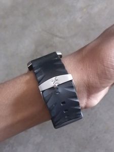 Fastrack Analogue Watch For Sale In New Condition Not Used As Buyed A Smartwatch