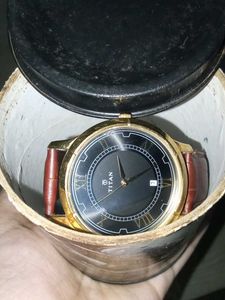 Titan Watch 800 Rs Last