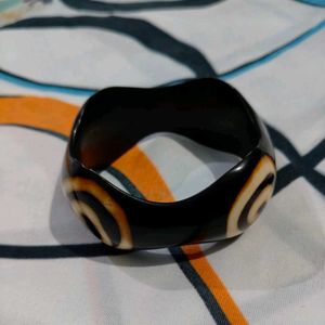 Stylish Bangle