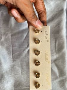 3 Golden Earrings