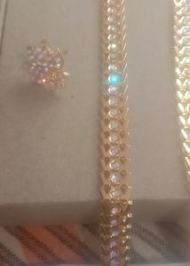 New Lotus Dollar Chain With Earing